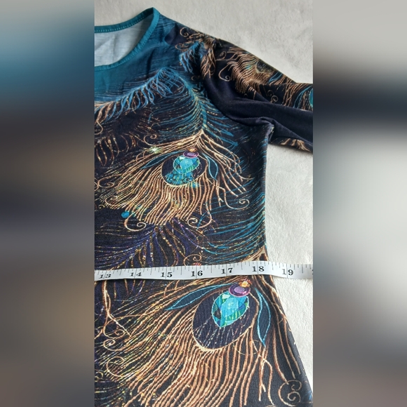 Elegant Peacock Feather Print Dress - Picture 4 of 7